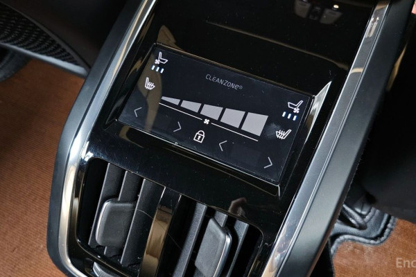 2022 Volvo S90 с пробегом 77 635 км