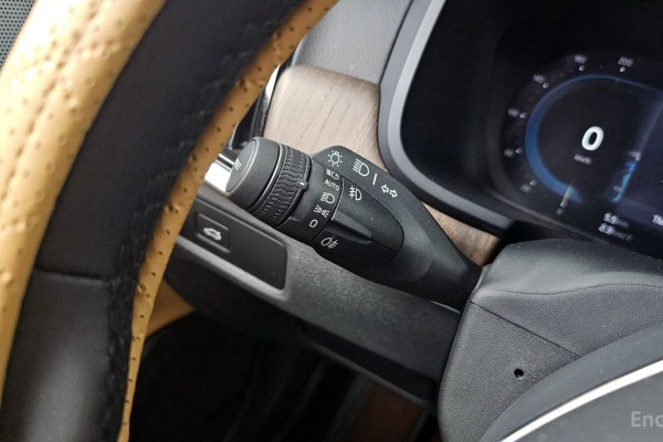 2022 Volvo S90 с пробегом 77 635 км