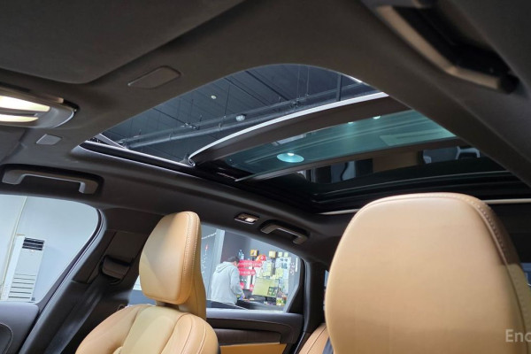 2024 Volvo S90 с пробегом 12 253 км