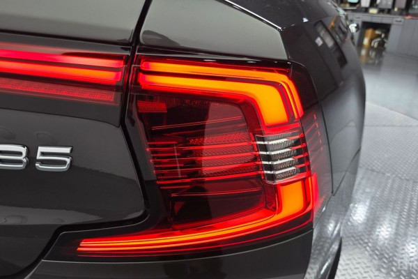 2023 Volvo S90 с пробегом 54 784 км