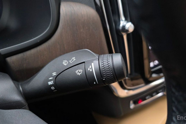 2023 Volvo S90 с пробегом 54 784 км