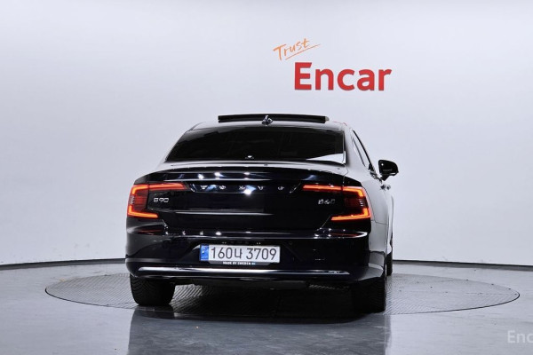 2021 Volvo S90 с пробегом 60 671 км