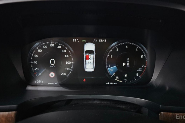 2021 Volvo S90 с пробегом 60 671 км