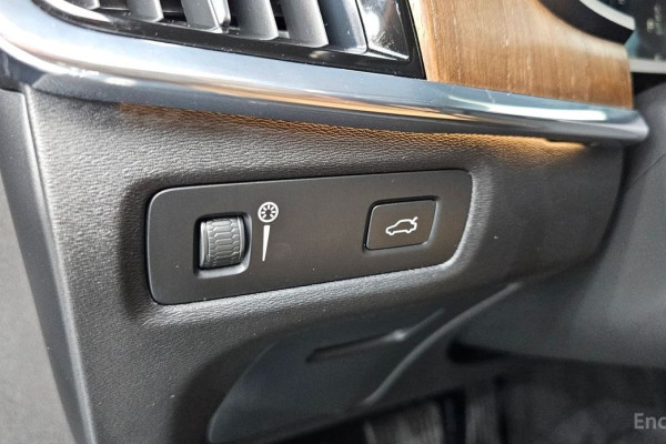 2021 Volvo S90 с пробегом 60 671 км