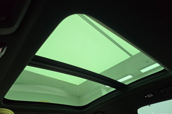 2024 Volvo S90 с пробегом 17 878 км