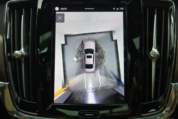 2024 Volvo S90 с пробегом 17 878 км