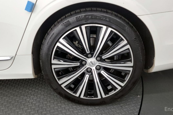 2021 Volvo S90 с пробегом 76 731 км