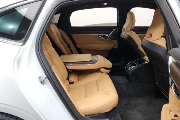 2021 Volvo S90 с пробегом 76 731 км