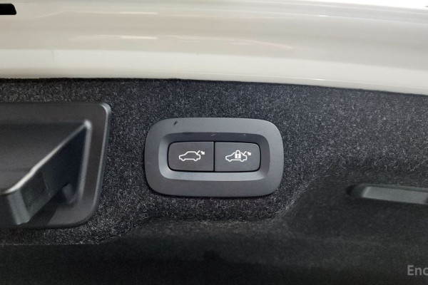 2021 Volvo S90 с пробегом 76 731 км