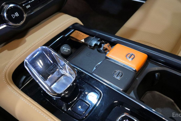 2023 Volvo S90 с пробегом 37 531 км