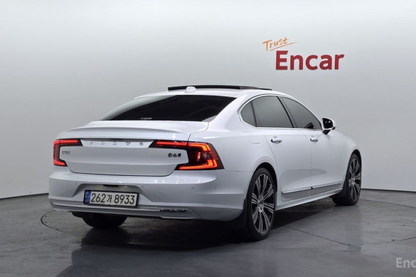 2021 Volvo S90 с пробегом 47 993 км