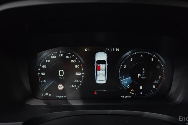 2021 Volvo S90 с пробегом 47 993 км