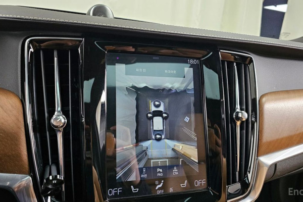 2019 Volvo S90 с пробегом 81 482 км