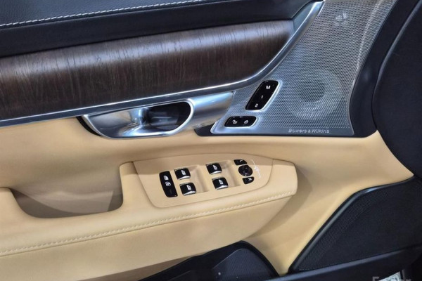 2022 Volvo S90 с пробегом 20 372 км