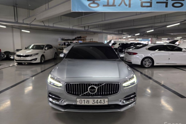2017 Volvo S90 с пробегом 167 000 км