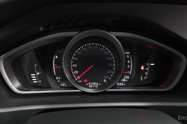 2018 Volvo V40 с пробегом 45 113 км