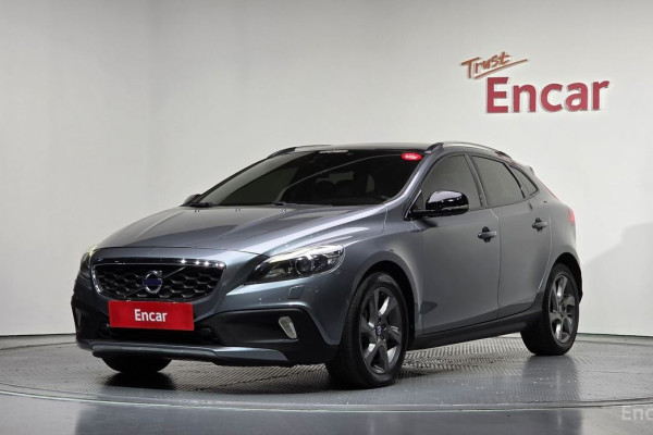 2016 Volvo V40 с пробегом 140 255 км