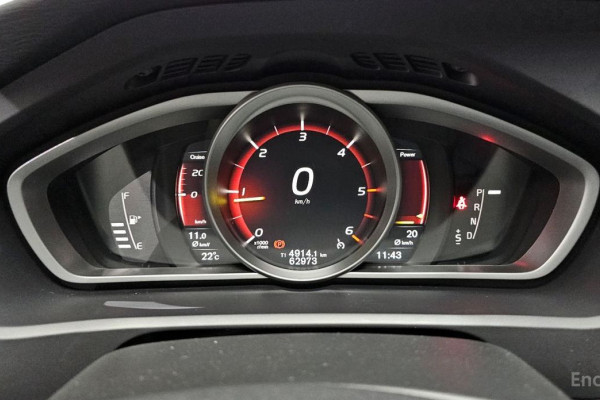 2018 Volvo V40 с пробегом 62 973 км