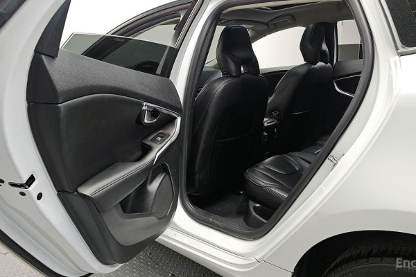 2018 Volvo V40 с пробегом 62 973 км