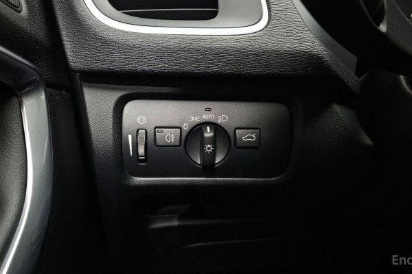 2018 Volvo V40 с пробегом 62 973 км