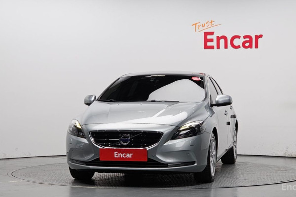 2016 Volvo V40 с пробегом 86 664 км