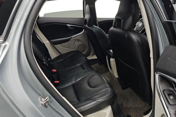 2016 Volvo V40 с пробегом 86 664 км