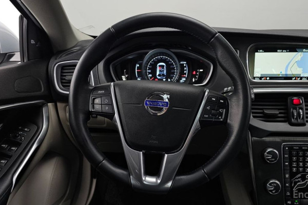 2016 Volvo V40 с пробегом 86 664 км