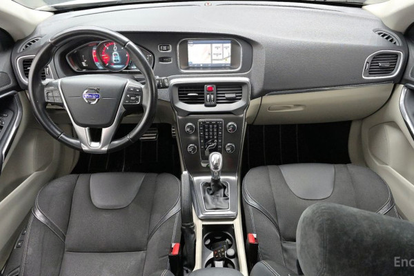 2013 Volvo V40 с пробегом 279 246 км