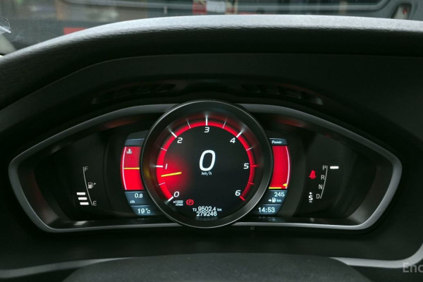 2013 Volvo V40 с пробегом 279 246 км