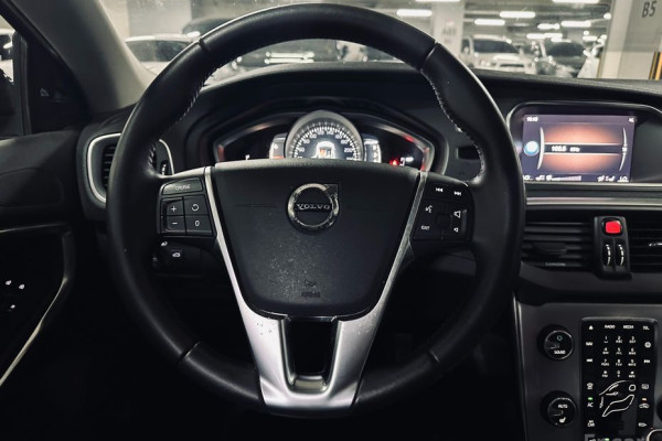 2018 Volvo V40 с пробегом 169 992 км