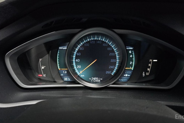 2013 Volvo V40 с пробегом 112 468 км
