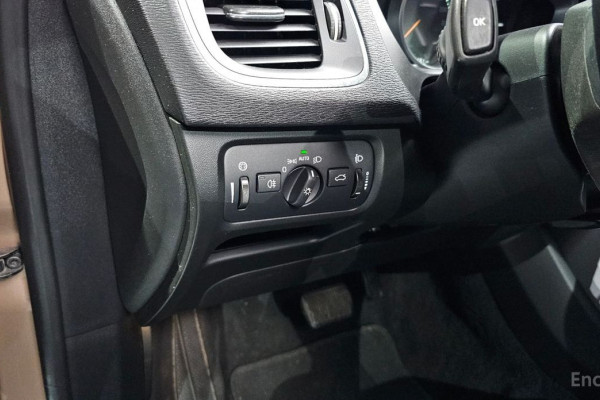 2013 Volvo V40 с пробегом 112 468 км