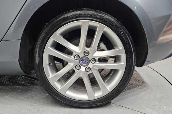 2016 Volvo V40 с пробегом 53 380 км