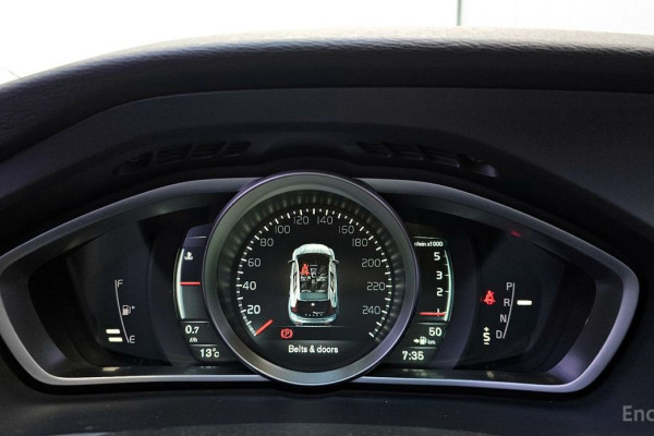 2014 Volvo V40 с пробегом 106 061 км