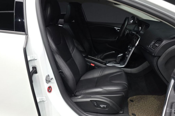 2018 Volvo V40 с пробегом 45 113 км