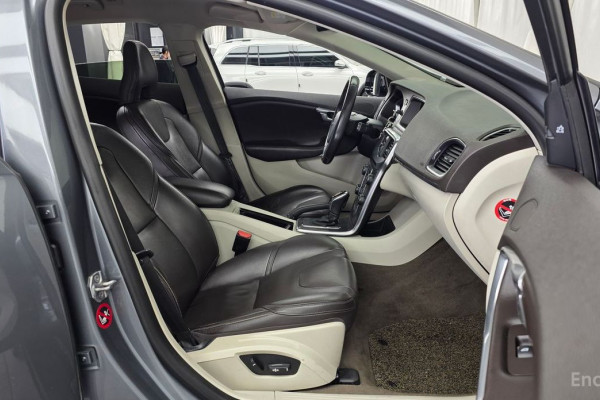 2016 Volvo V40 с пробегом 140 255 км