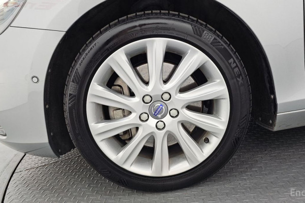 2016 Volvo V40 с пробегом 86 664 км