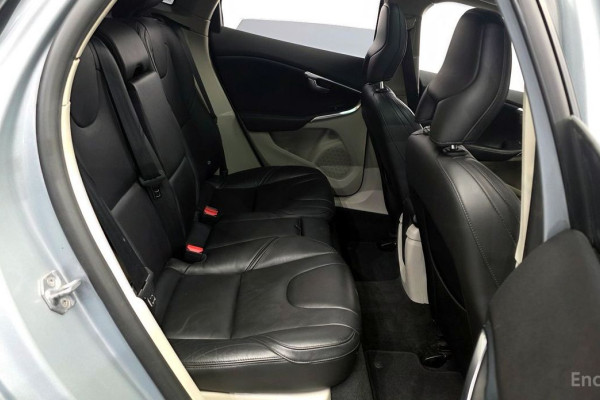 2015 Volvo V40 с пробегом 161 969 км