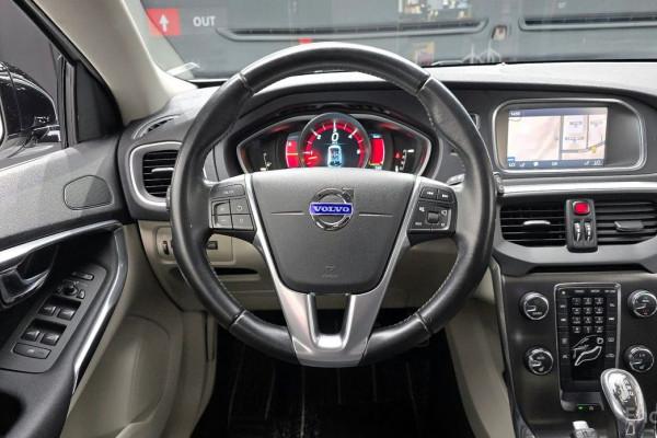 2013 Volvo V40 с пробегом 279 246 км