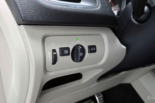 2013 Volvo V40 с пробегом 279 246 км