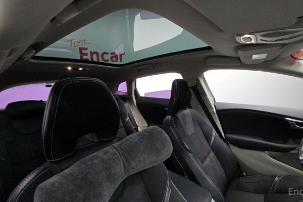 2013 Volvo V40 с пробегом 279 246 км