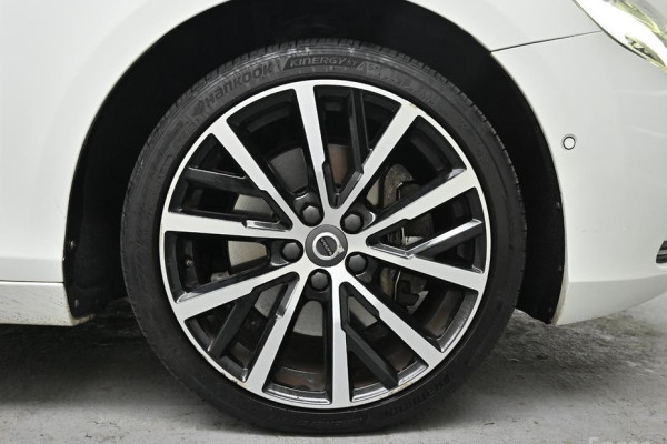 2017 Volvo V40 с пробегом 99 236 км