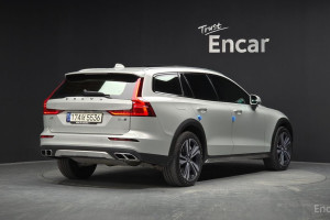 Volvo V60 Cross Country