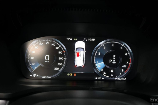 2021 Volvo V60 Cross Country с пробегом 66 212 км