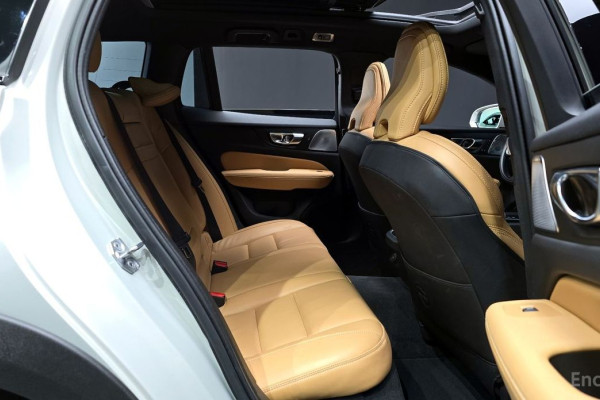 2021 Volvo V60 Cross Country с пробегом 66 212 км