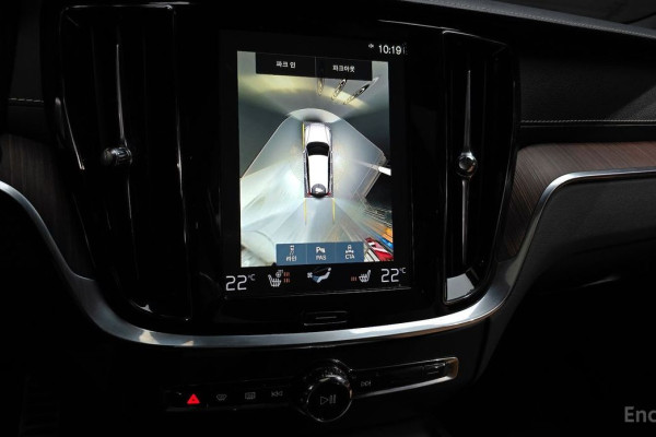 2021 Volvo V60 Cross Country с пробегом 66 212 км