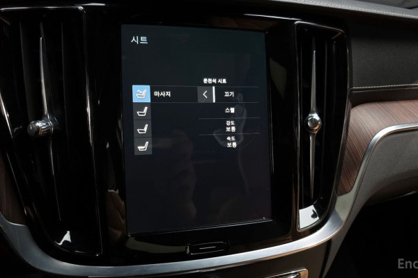 2021 Volvo V60 Cross Country с пробегом 66 212 км