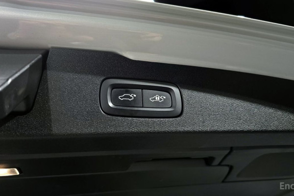 2021 Volvo V60 Cross Country с пробегом 66 212 км