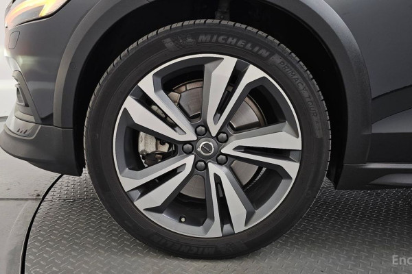 2021 Volvo V60 Cross Country с пробегом 48 804 км