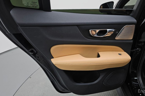 2021 Volvo V60 Cross Country с пробегом 48 804 км